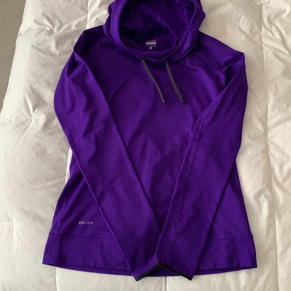 Nike sweatshirt